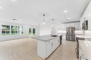 1068 SW Mataro Ave, Port Saint Lucie, FL 34953 - Photo 11