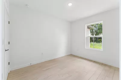 1068 SW Mataro Avenue, Port Saint Lucie, FL 34953 - Photo 17