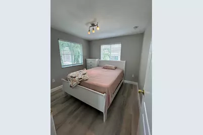 7301 NW 174th Terrace #100, Hialeah, FL 33015 - Photo 9