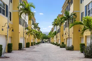 317 S Bromeliad, West Palm Beach, FL 33401 - Photo 17
