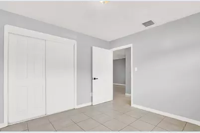 3208 Louisiana Avenue, Fort Pierce, FL 34947 - Photo 9