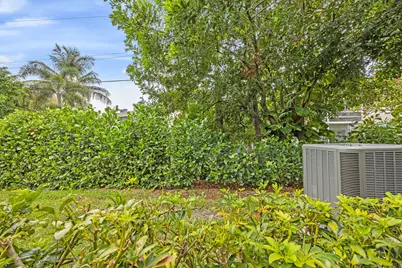 200 Horizons W #106, Boynton Beach, FL 33435 - Photo 11
