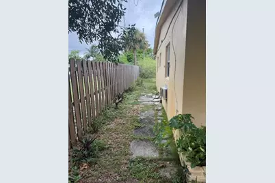 2609 NE 4th Street, Boynton Beach, FL 33435 - Photo 5