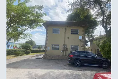 1004 NW 2nd Street #2, Fort Lauderdale, FL 33311 - Photo 1