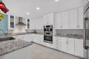 1013 Bay Colony Dr S, Juno Beach, FL 33408 - Photo 11