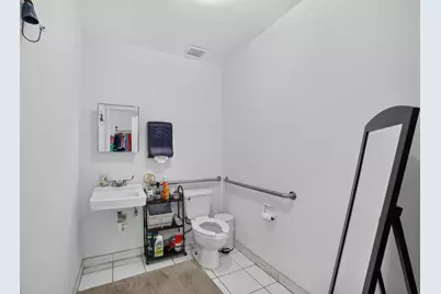 2202 W 78th Street, Hialeah, FL  - Photo 9
