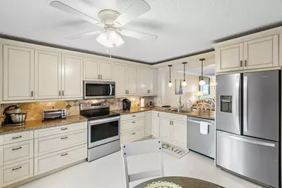 5771 Fairway Park Court #103, Boynton Beach, FL 33437 - Photo 3