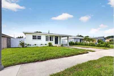 1547 W 10th Street, Riviera Beach, FL 33404 - Photo 3