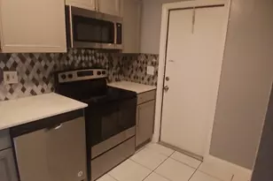 4800 Hollywood Blvd, Hollywood, FL 33021 - Photo 11