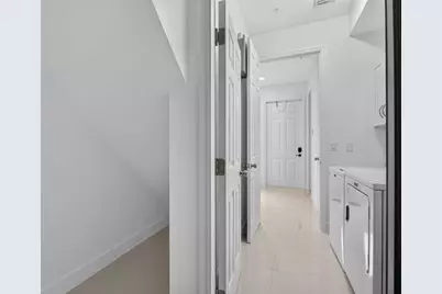 444 NW 41st Street, Oakland Park, FL 33309 - Photo 23
