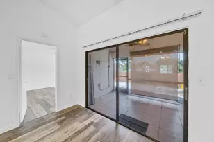 1020 Parkside Green Dr, Greenacres, FL 33415 - Photo 17
