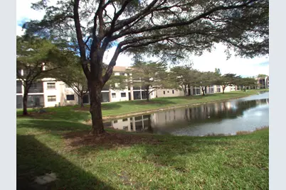 10332 Sunrise Lakes Boulevard #111, Sunrise, FL 33322 - Photo 21