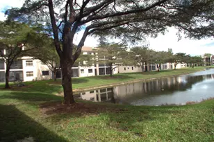 10332 Sunrise Lakes Blvd, Sunrise, FL 33322 - Photo 21