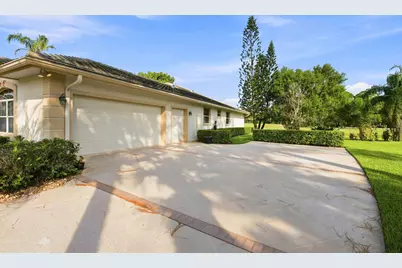 3608 Twin Lakes Terrace, Fort Pierce, FL 34951 - Photo 5