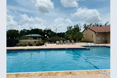 5851 Parkwalk Circle W, Boynton Beach, FL 33472 - Photo 17
