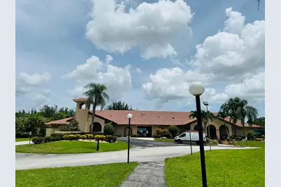 5851 Parkwalk Circle W, Boynton Beach, FL 33472 - Photo 11