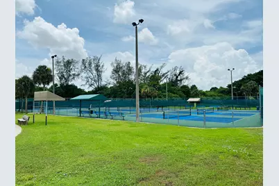 5851 Parkwalk Circle W, Boynton Beach, FL 33472 - Photo 19