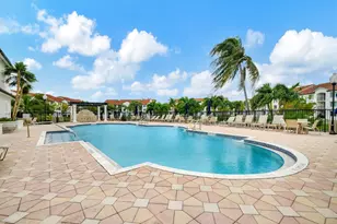 322 Villa Cir, Boynton Beach, FL 33435 - Photo 11