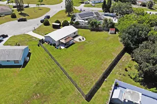3312 SW Ensley Ct, Port Saint Lucie, FL 34953 - Photo 3