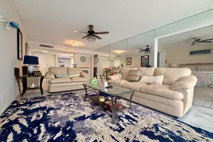 2425 Presidential Way, West Palm Beach, FL 33401 - Photo 11