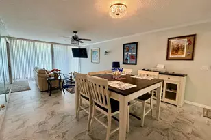 2425 Presidential Way, West Palm Beach, FL 33401 - Photo 9