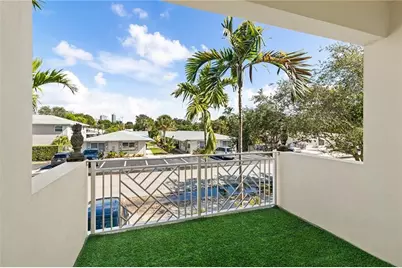 708 SE 15th Street #3, Fort Lauderdale, FL 33316 - Photo 3