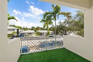 708 SE 15th St, Fort Lauderdale, FL 33316 - Photo 3