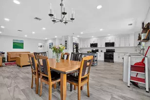 9404 NW 37th Ct, Coral Springs, FL 33065 - Photo 9