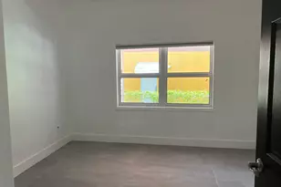 45 NE 50th St, Miami, FL 33137 - Photo 9