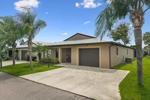 27 Maya Wy, Port Saint Lucie, FL 34952 - Photo 3