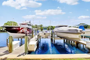 711 Hummingbird Way, North Palm Beach, FL 33408 - Photo 11