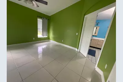 315 SW Dwight Avenue, Port Saint Lucie, FL 34983 - Photo 5