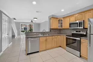 1603 Barcelona Way, Weston, FL 33327 - Photo 7