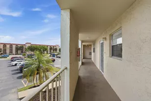 3231 Holiday Springs Blvd, Margate, FL 33063 - Photo 5