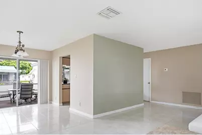 8212 NW 12th Court, Plantation, FL 33322 - Photo 7