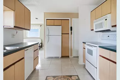 8212 NW 12th Court, Plantation, FL 33322 - Photo 9