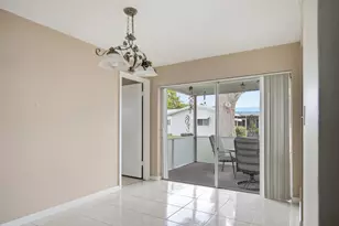 8212 NW 12th Ct, Plantation, FL 33322 - Photo 5