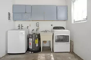 8212 NW 12th Ct, Plantation, FL 33322 - Photo 21