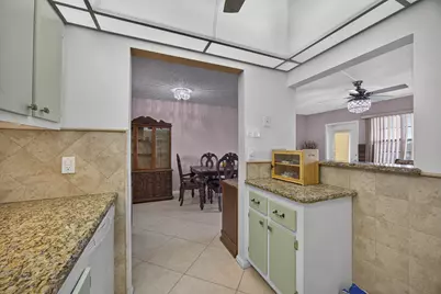 456 Southampton C, West Palm Beach, FL 33417 - Photo 7