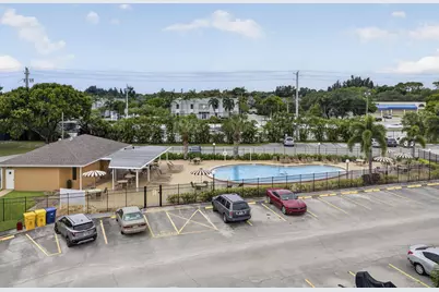 456 Southampton C, West Palm Beach, FL 33417 - Photo 17