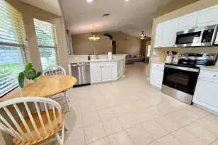 228 Park Rd N, Royal Palm Beach, FL 33411 - Photo 7
