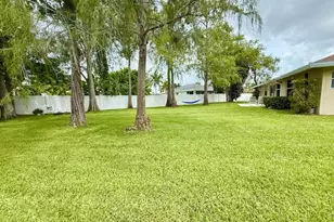 228 Park Rd N, Royal Palm Beach, FL 33411 - Photo 3