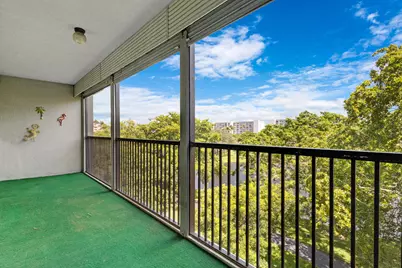 2209 S Cypress Bend Drive #507, Pompano Beach, FL 33069 - Photo 33