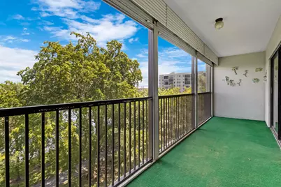 2209 S Cypress Bend Drive #507, Pompano Beach, FL 33069 - Photo 33