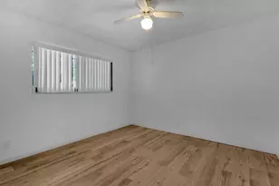 2209 S Cypress Bend Dr, Pompano Beach, FL 33069 - Photo 15
