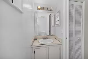 110 Sherwood Cir, Jupiter, FL 33458 - Photo 15