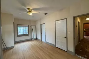 735 Colonial Rd, West Palm Beach, FL 33405 - Photo 21