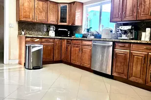 6410 Kimberly Blvd, North Lauderdale, FL 33068 - Photo 3
