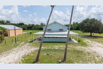 19695 NW 80th Drive, Okeechobee, FL 34972 - Photo 11