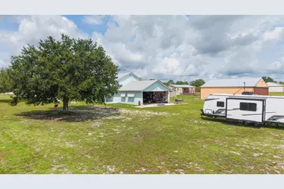 19695 NW 80th Drive, Okeechobee, FL 34972 - Photo 15